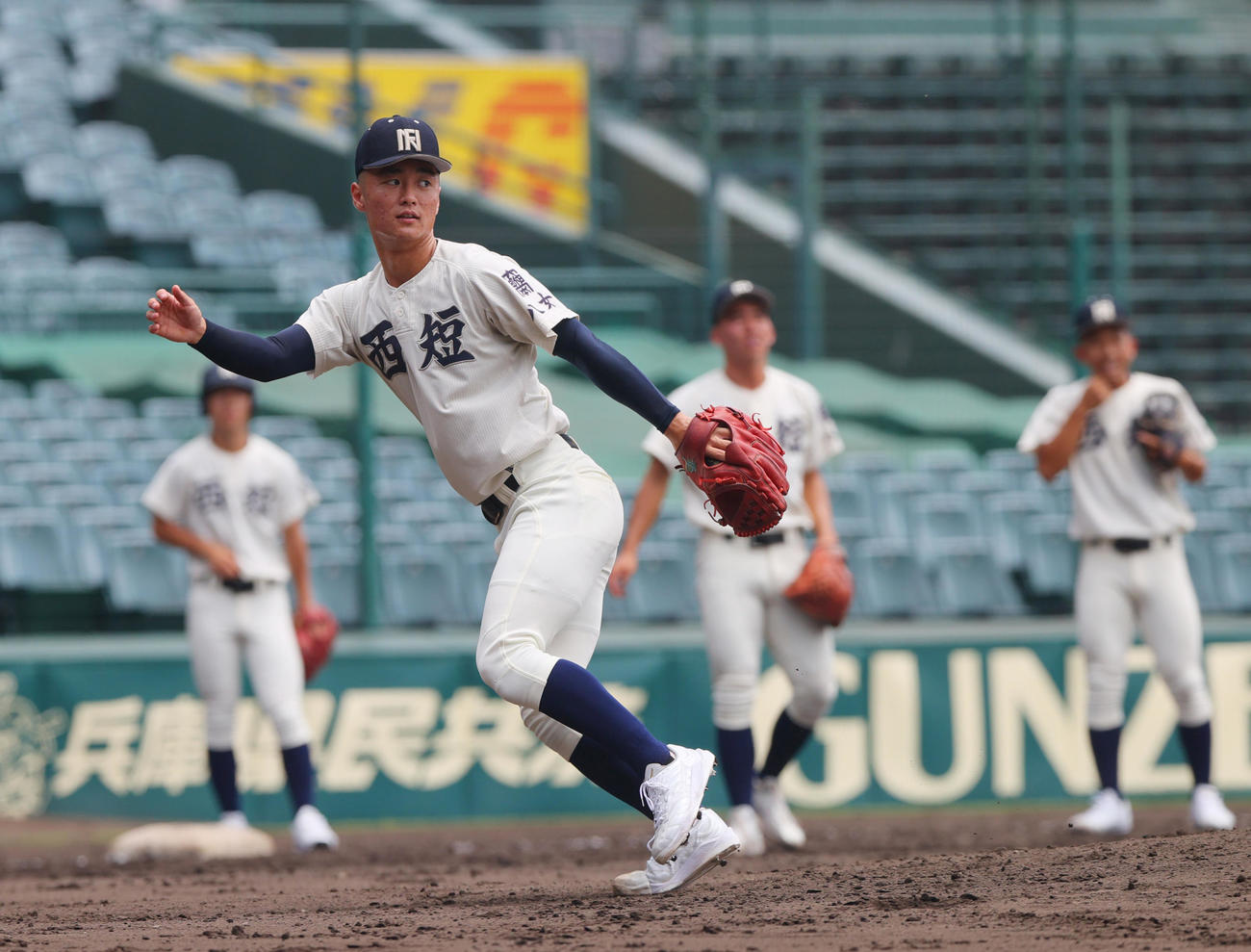 甲子園練習する西日本短大付エース中野（撮影・上山淳一）