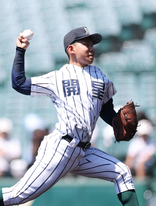 宮崎商対開星　先発し力投する開星・松浦（撮影・増田悦実）