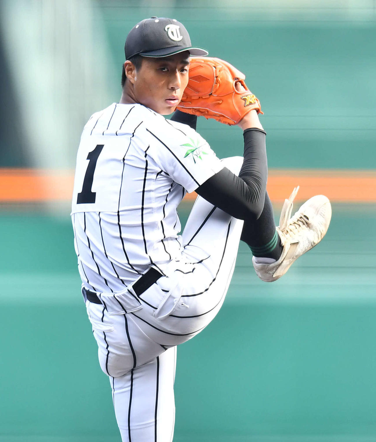 叡明対津田学園　津田学園先発の桑山（撮影・岩下翔太）