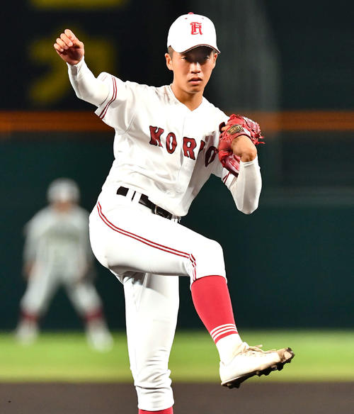 旭川志峯対広陵 広陵先発の堀田(撮影・岩下翔太)
