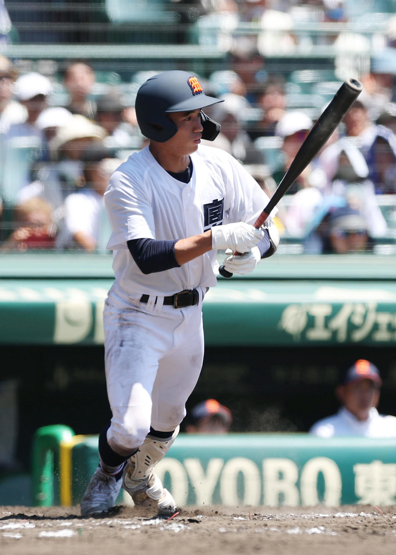 宮崎商対開星　4回表宮崎商2死満塁、同点の中前適時打を放つ日高有（撮影・前田充）