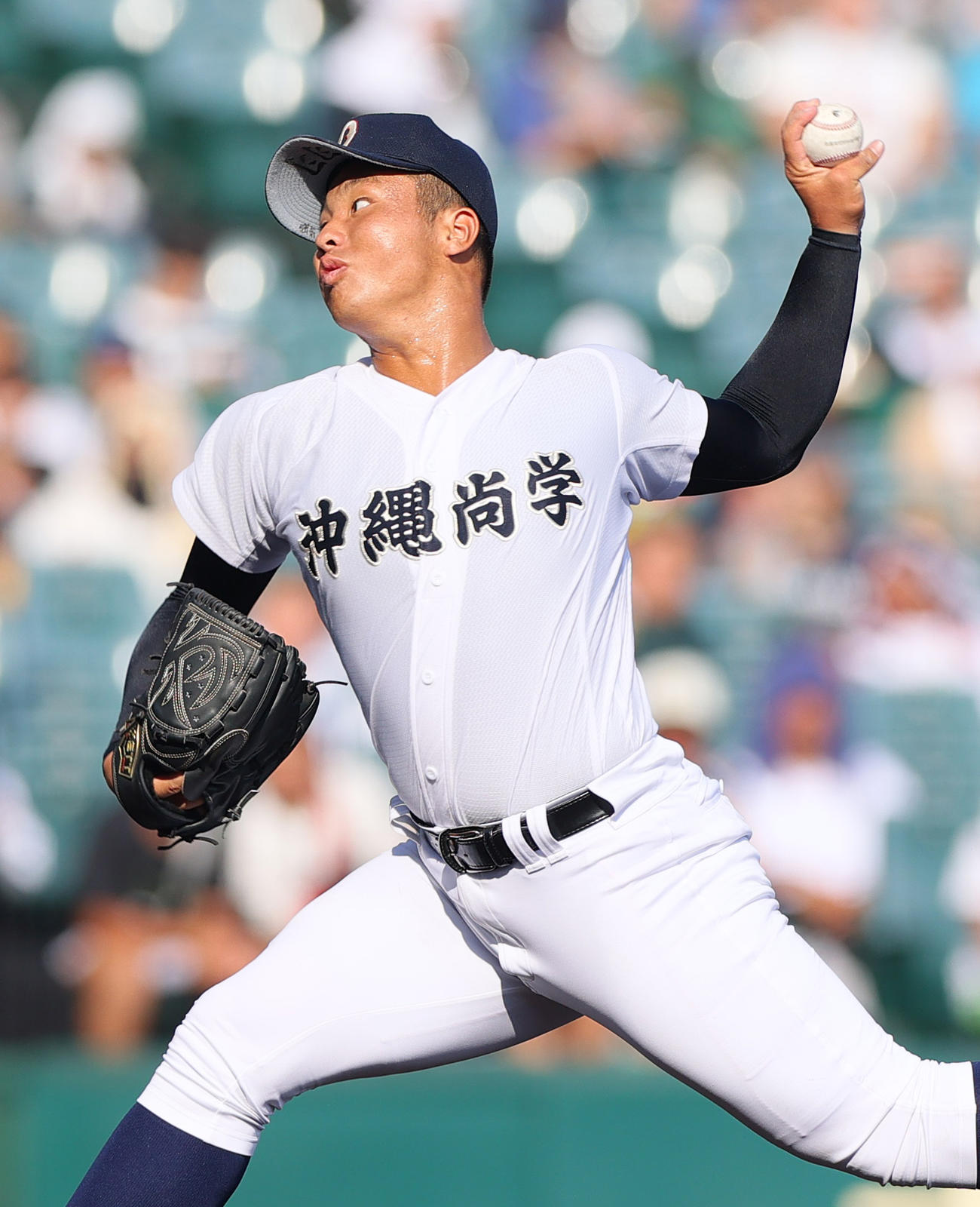 金足農対沖縄尚学　沖縄尚学先発の末吉（撮影・上山淳一）