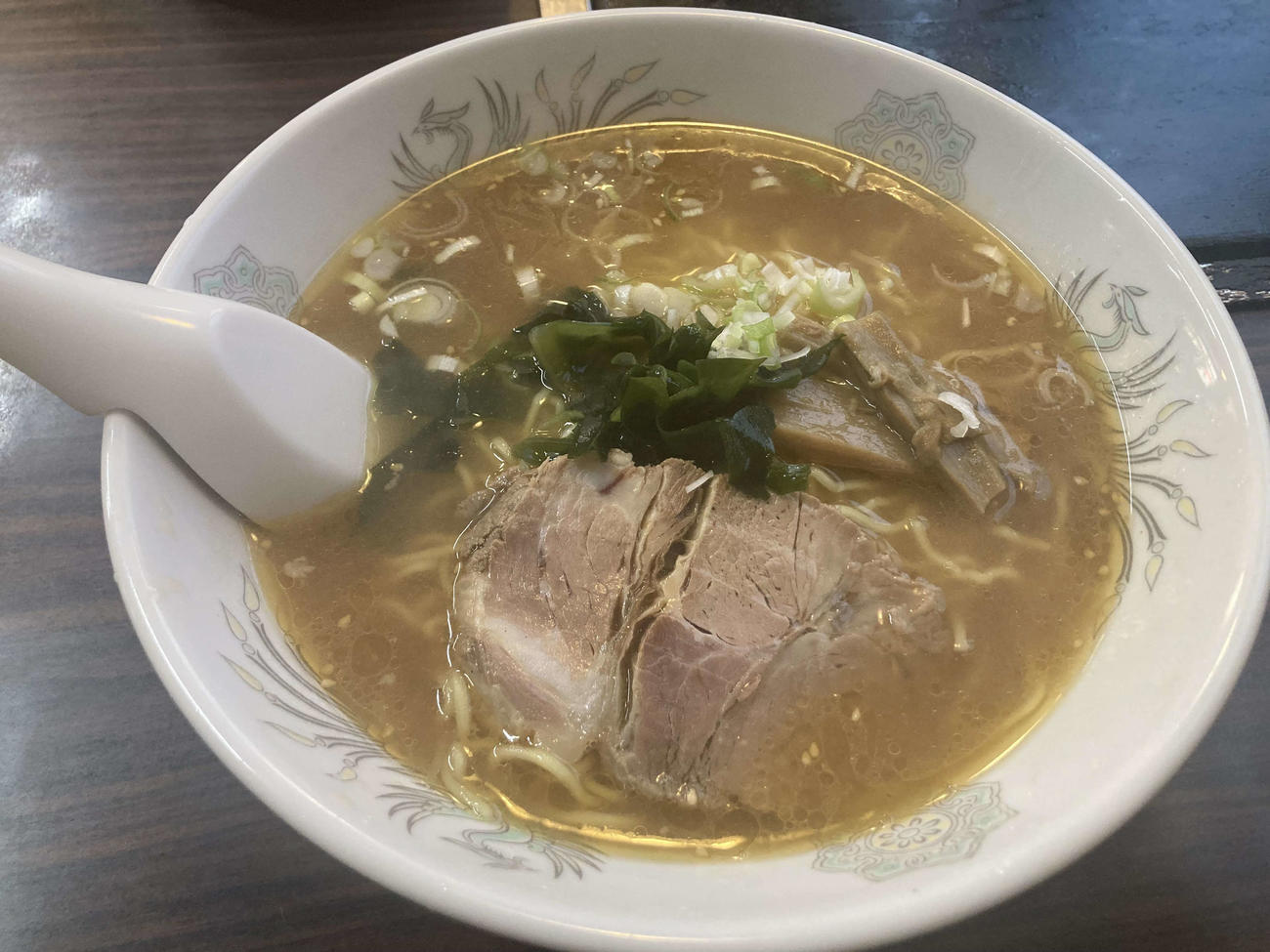 金足農・吉田大輝投手が好む「てっぱん焼き大雅」のみそラーメン（撮影・高橋香奈）