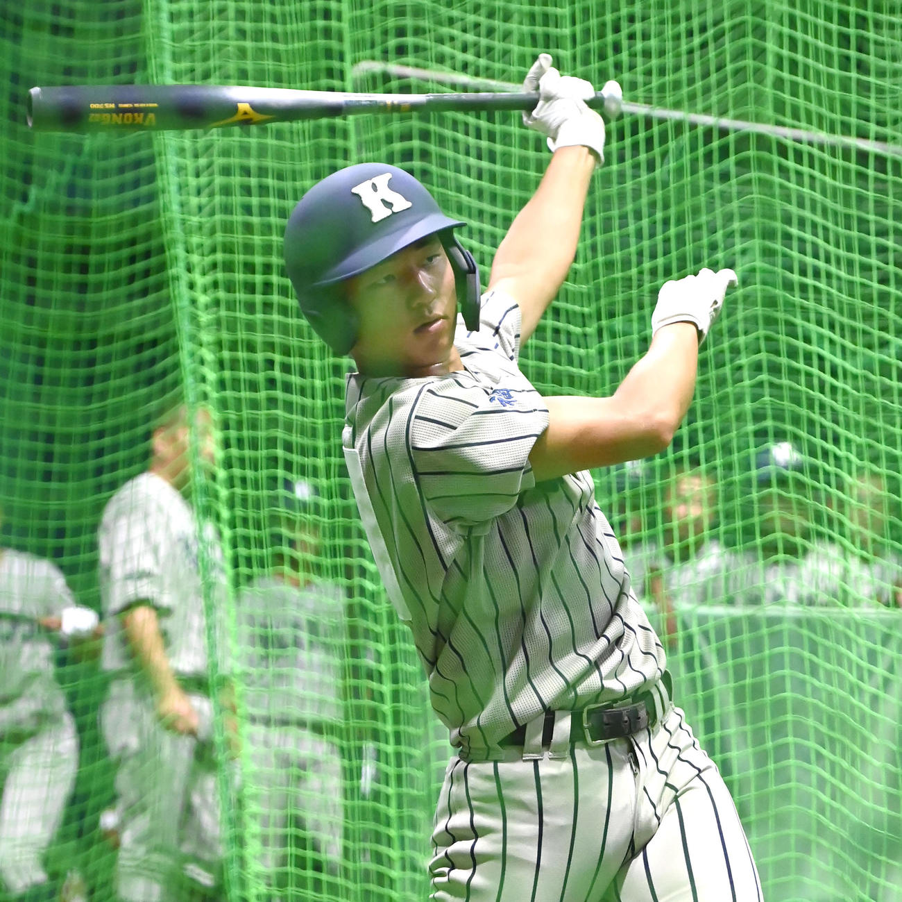 打撃練習をする敦賀気比の上加世田琉己（撮影・石井愛子）