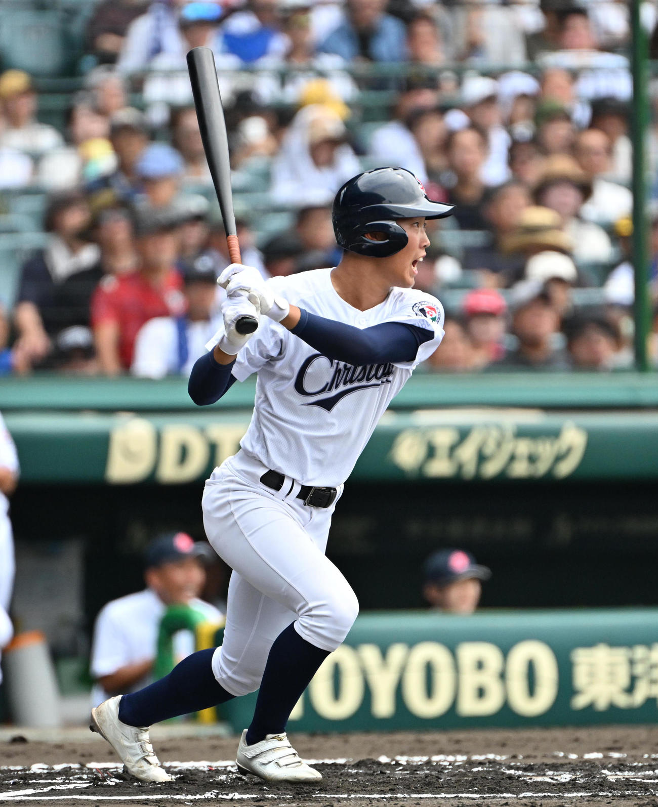 聖隷クリストファー対明秀学園日立　1回表聖隷クリストファー2死三塁　渡部哉斗は先制の中適時打を放つ（撮影・石井愛子）