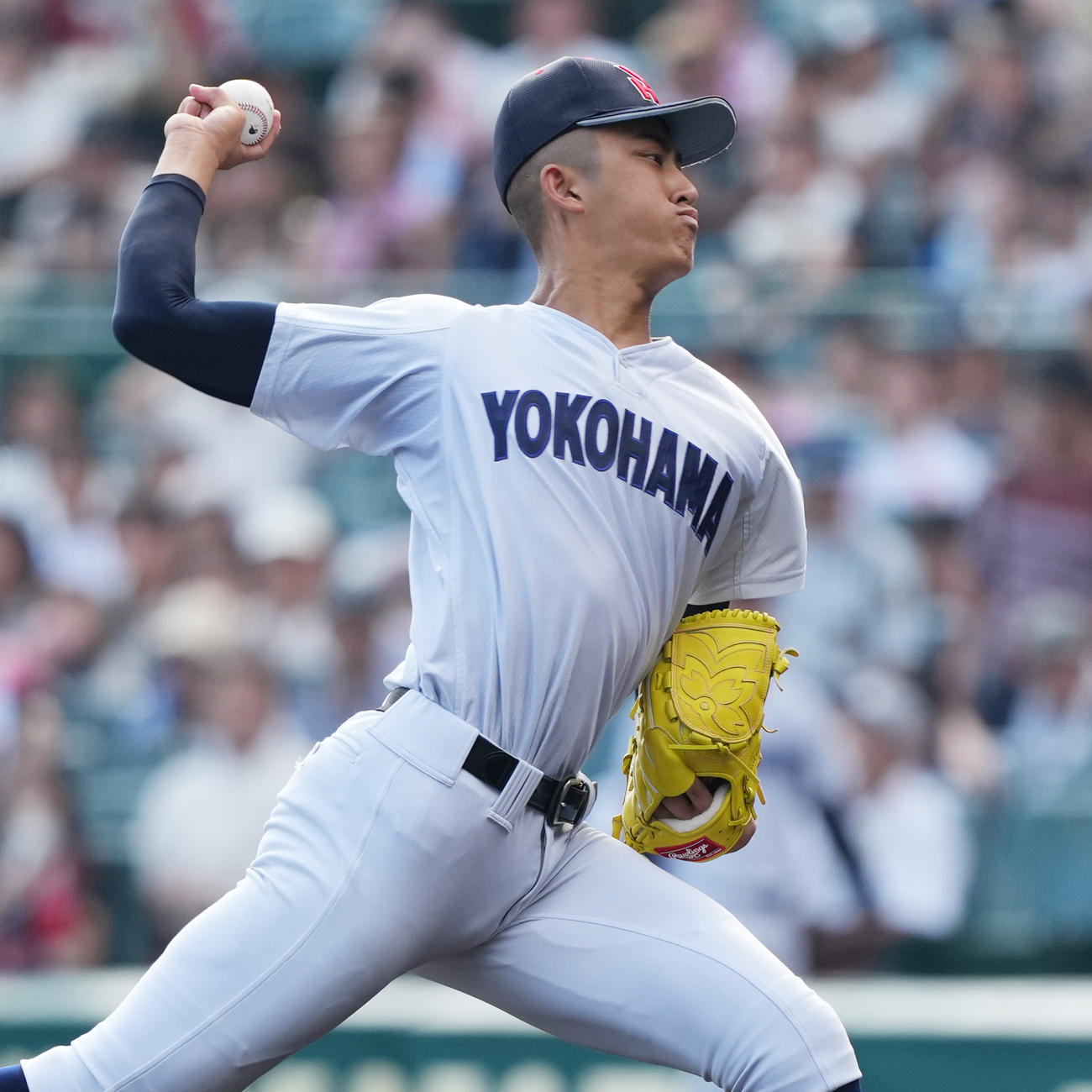 敦賀気比対横浜　横浜先発の織田（撮影・清水貴仁）
