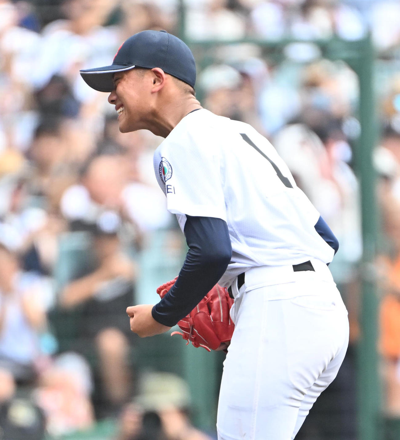 聖隷クリストファー対明秀学園日立　明秀学園日立に勝利しガッツポーズをする聖隷クリストファーの高部陸（撮影・石井愛子）