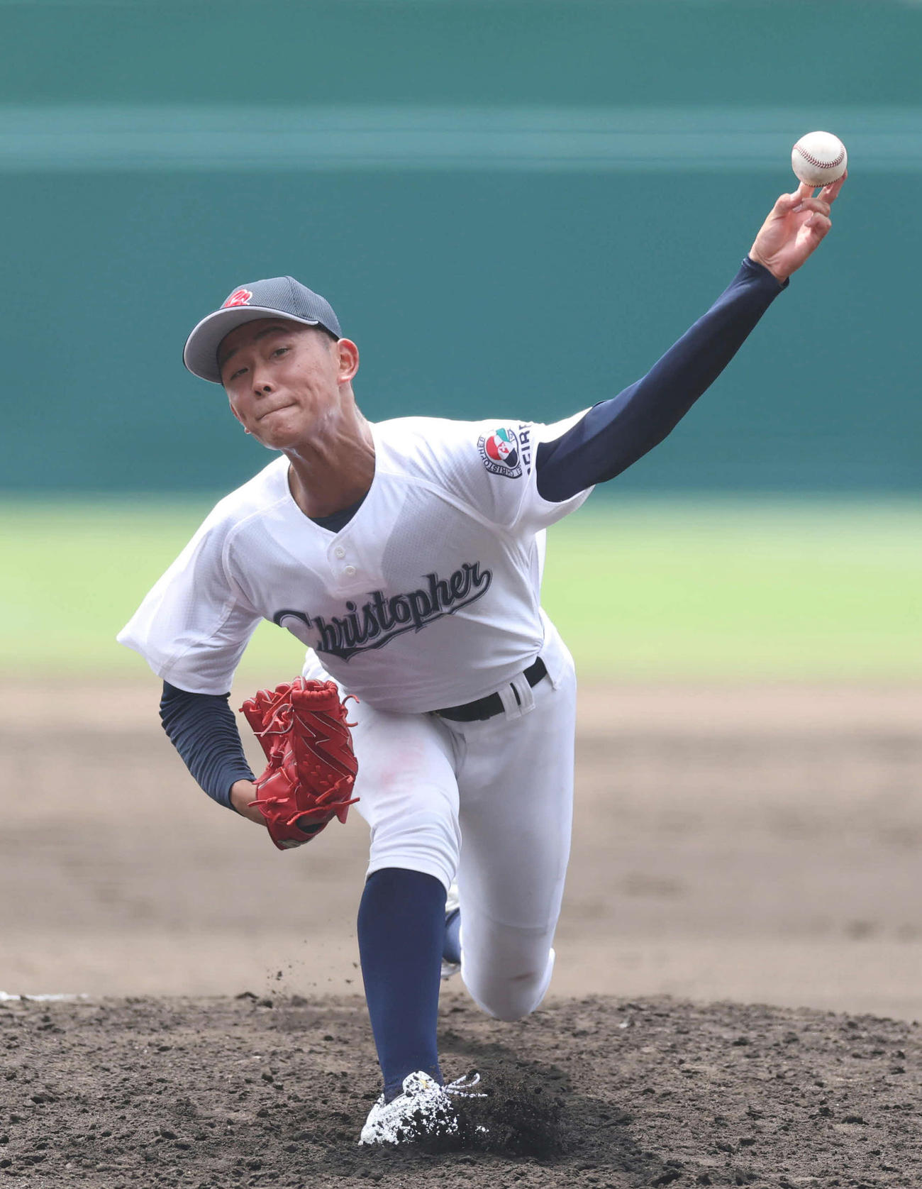 聖隷クリストファー対明秀学園日立　先発し力投する聖隷クリストファー・高部（撮影・増田悦実）