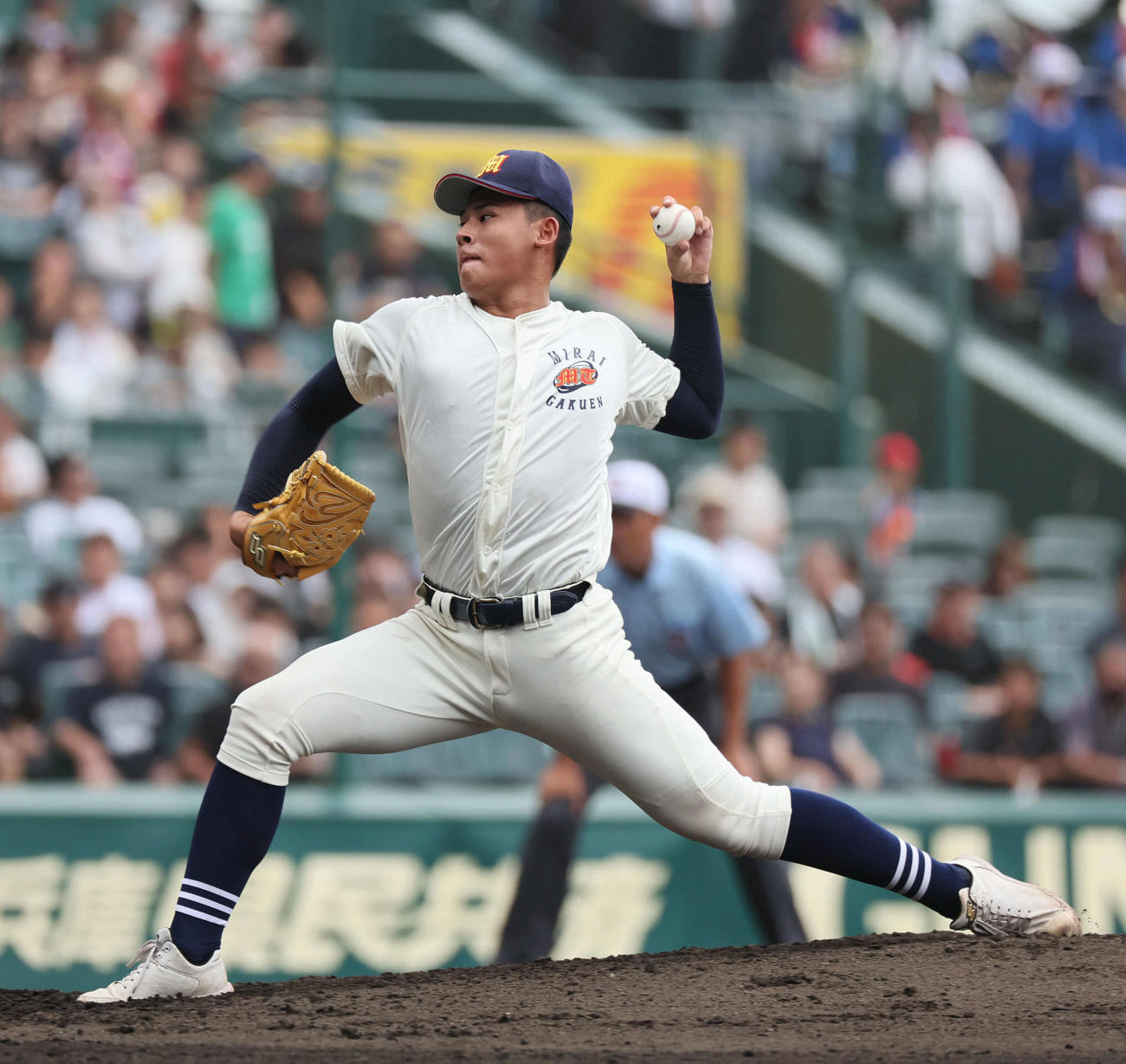 高川学園対未来富山　未来富山先発の江藤（撮影・宮崎幸一)