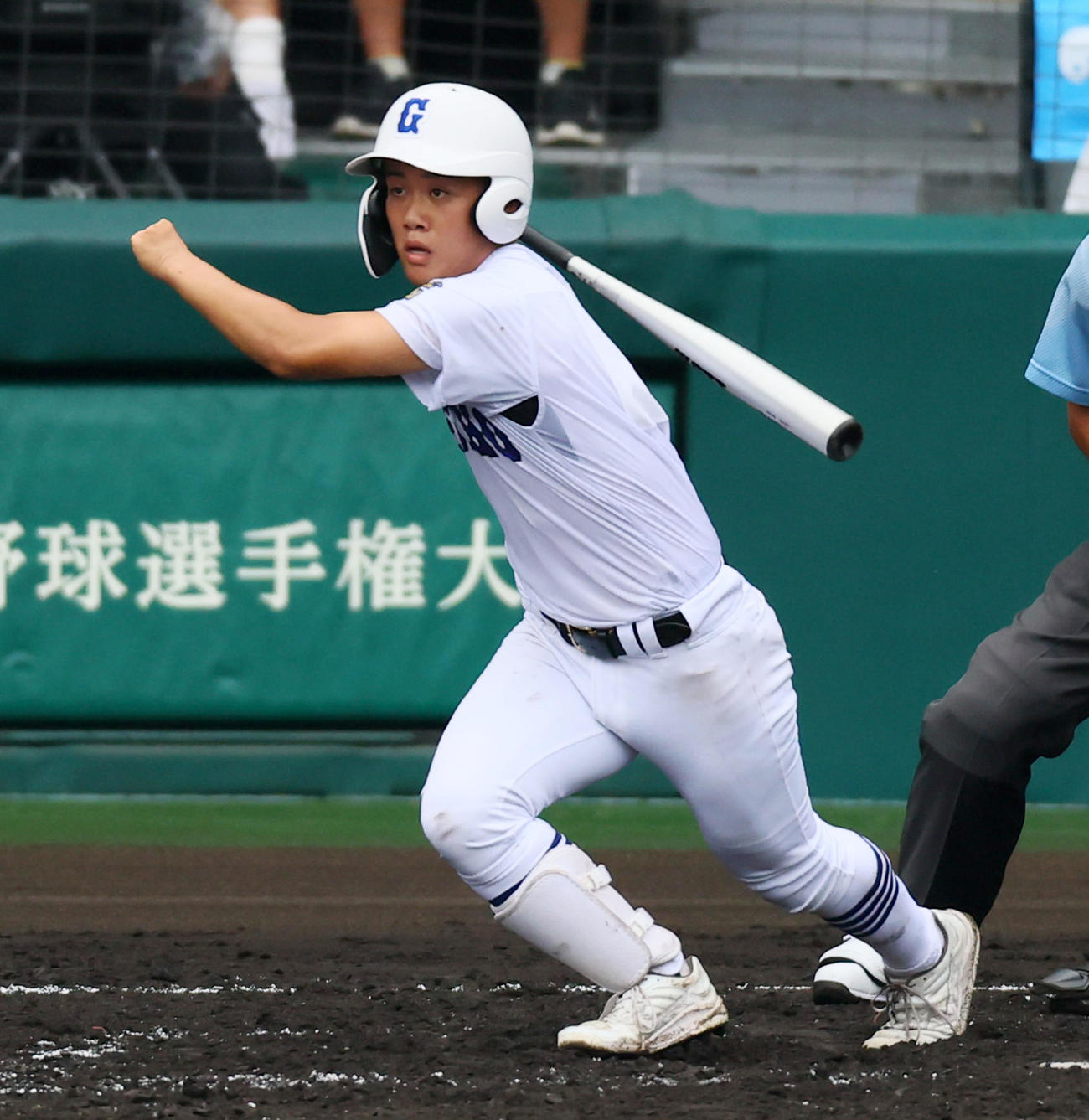 日大山形対県岐阜商　5回裏県岐阜商1死二塁、横山は右前適時打を放つ（撮影・加藤哉）