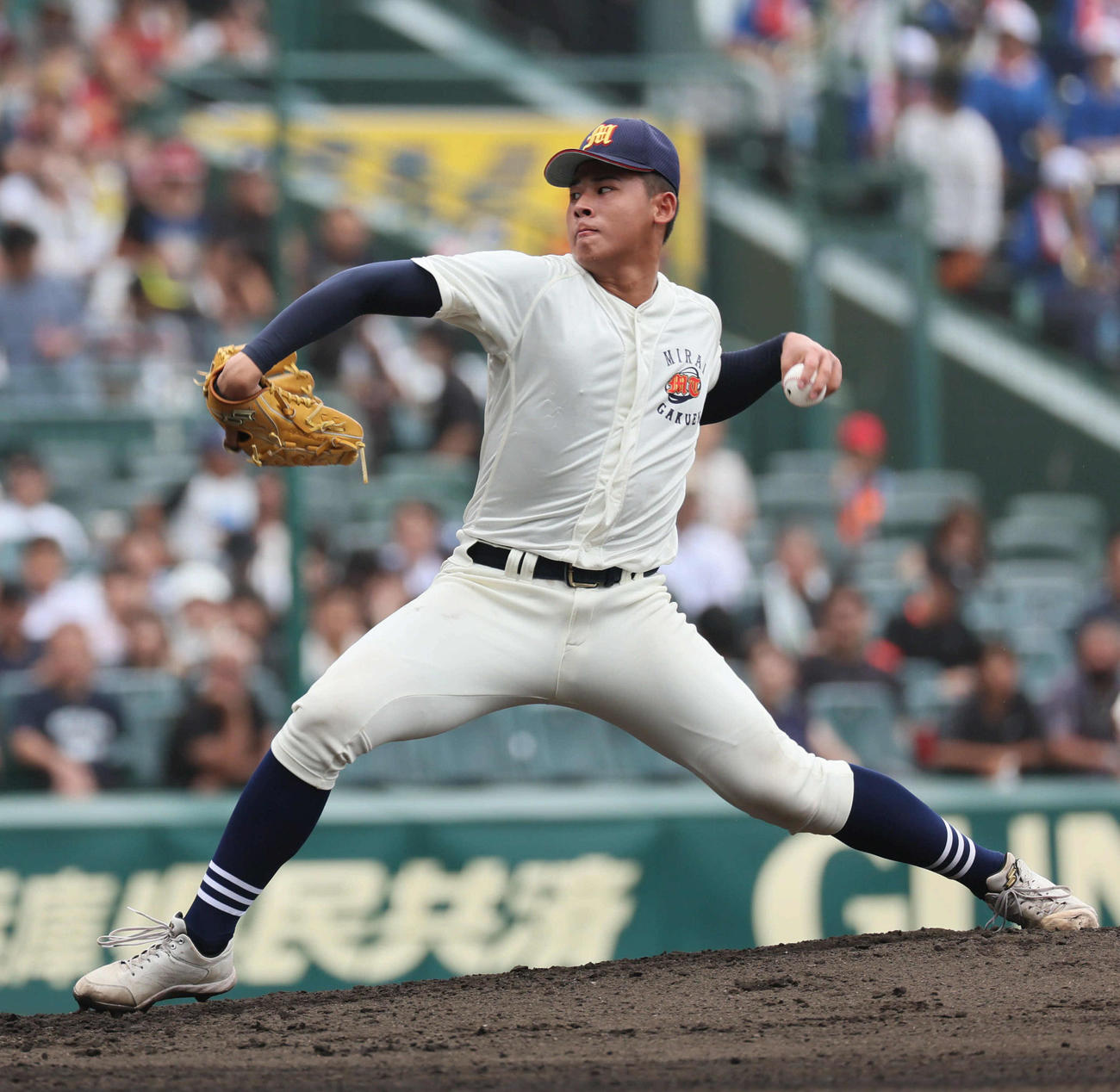高川学園対未来富山　未来富山先発の江藤（撮影・宮崎幸一)