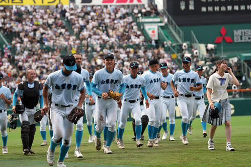 甲子園】山梨学院・平野天斗、“0歩目”生かし好捕「やってきたこと出せ