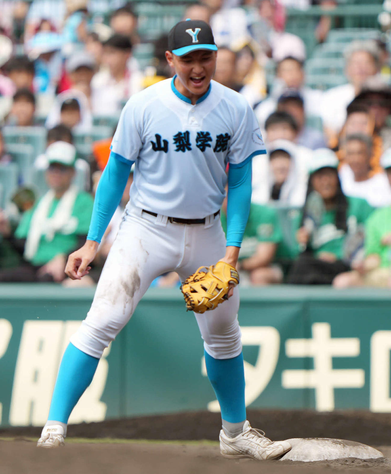 聖光学院対山梨学院　聖光学院に勝利し、吠える菰田（撮影・小島史椰）