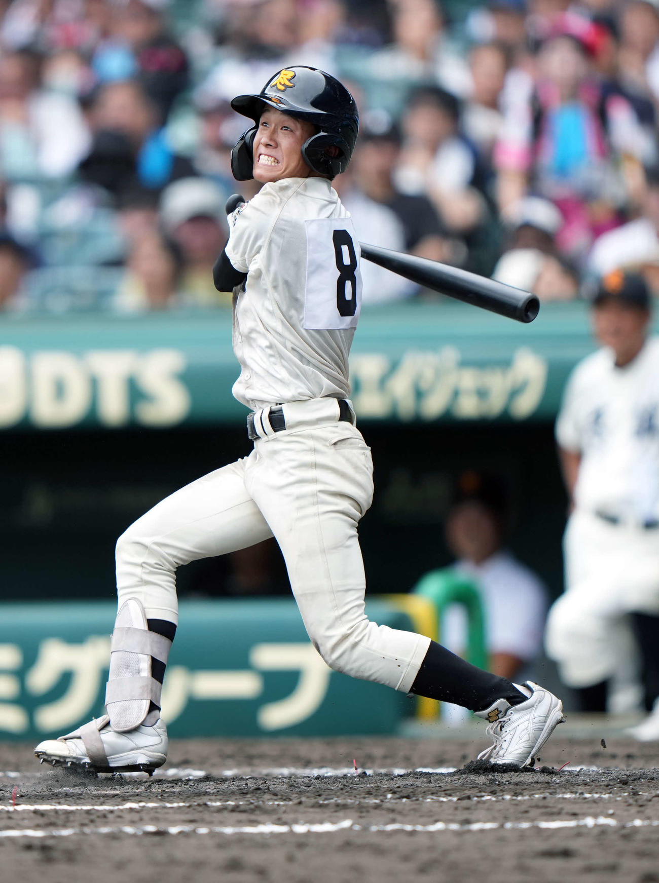 東大阪大柏原対尽誠学園　5回裏尽誠学園2死一、二塁、先制適時打を放つ木下（撮影・小島史椰）