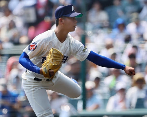 横浜対綾羽 綾羽先発の米田(撮影・藤尾明華)