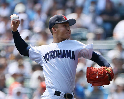 横浜対綾羽 横浜先発の池田(撮影・藤尾明華)