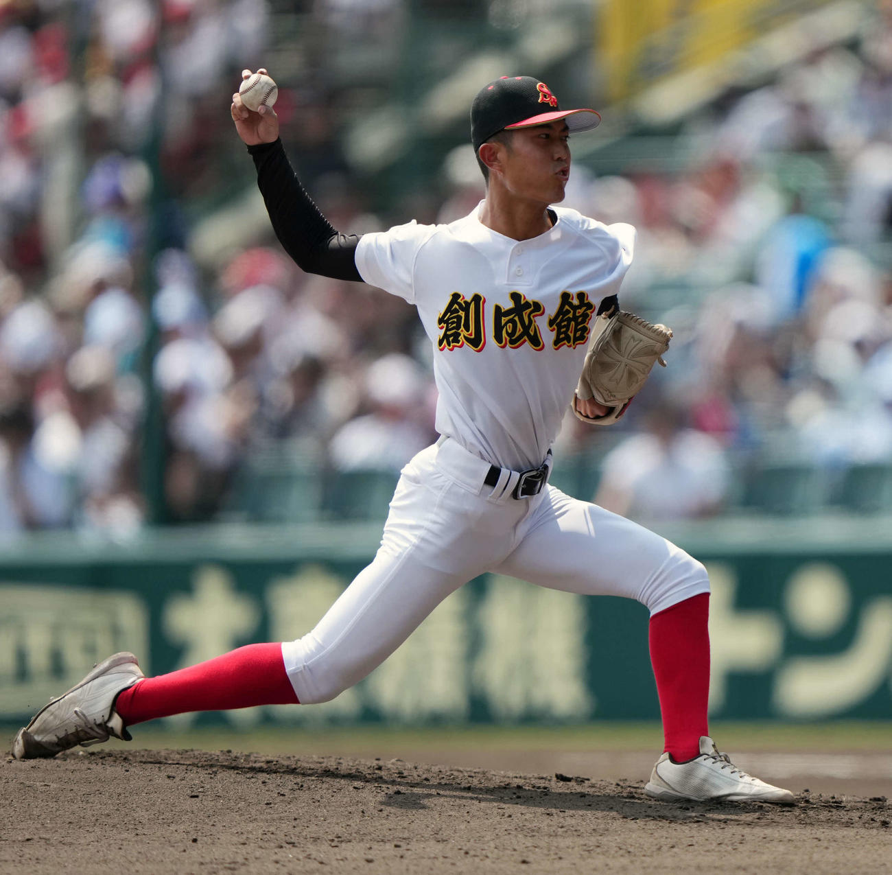 創成館対神村学園　創成館先発の奥田（撮影・小島史椰）