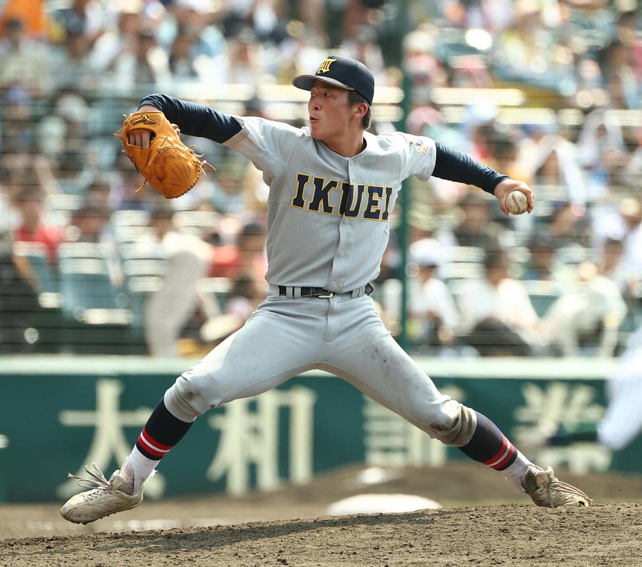 開星対仙台育英　仙台育英2番手の吉川（撮影・上田博志）