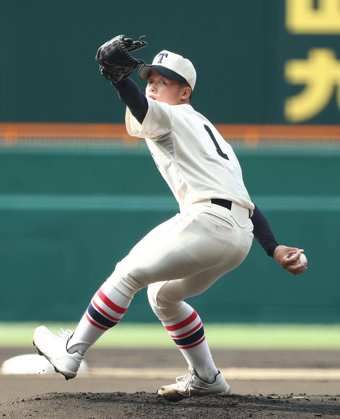 花巻東対東洋大姫路　東洋大姫路先発の木下（撮影・上田博志）