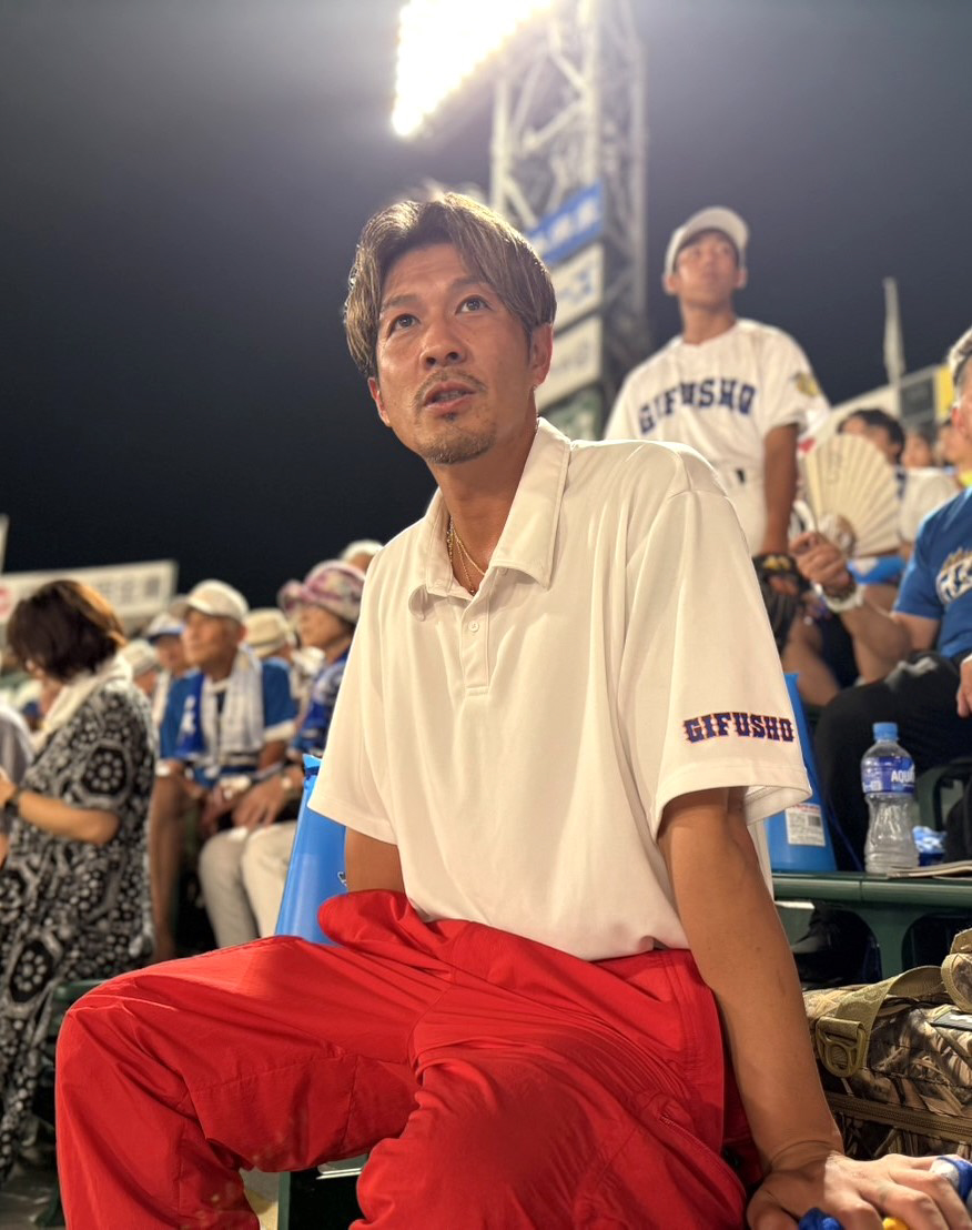 県岐阜商対東海大熊本星翔　県岐阜商の4番坂口路歩内野手（3年）の父で、株式会社坂口捺染を営む、同校野球部OBの父坂口輝光さん