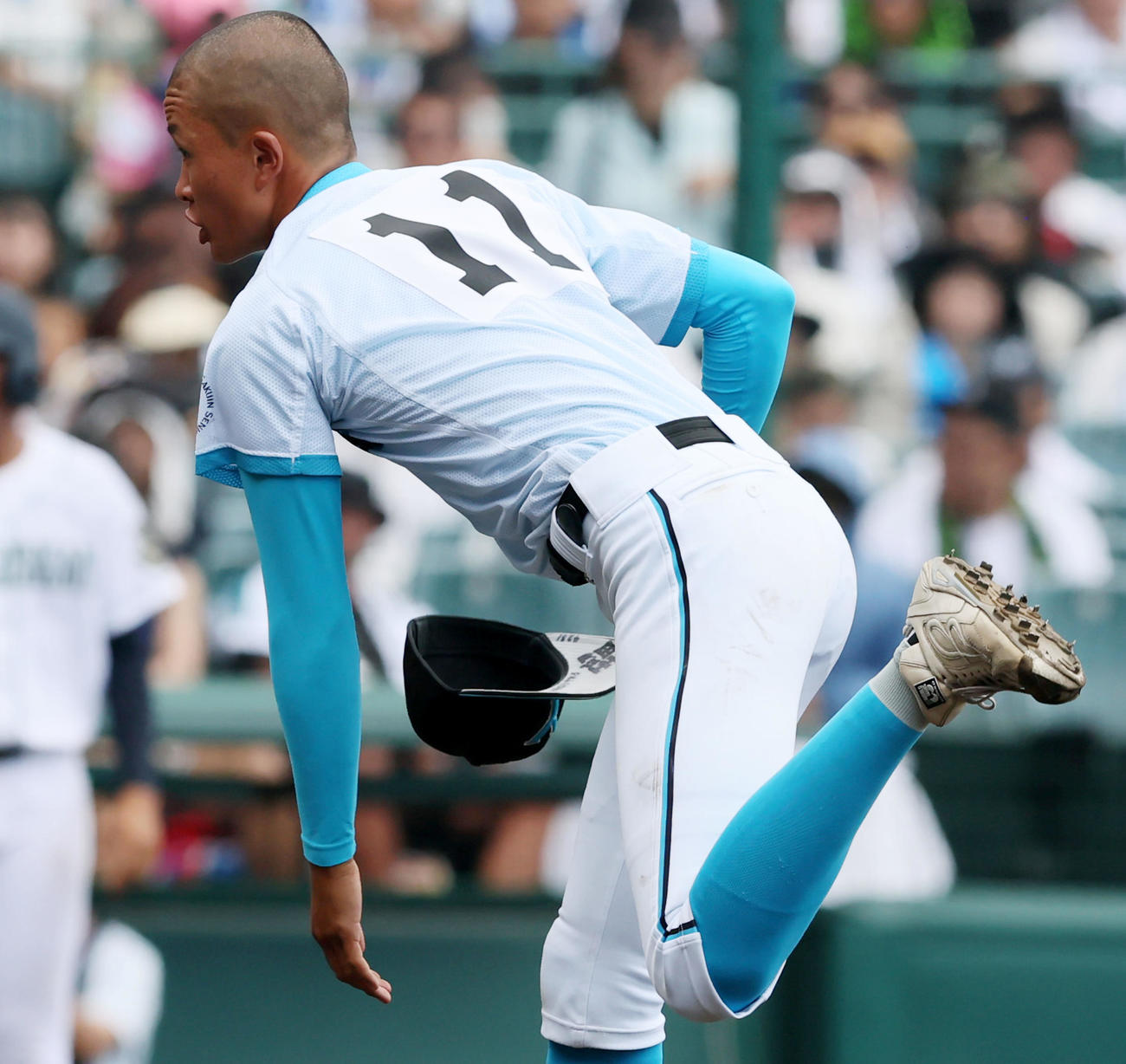 山梨学院対岡山学芸館　6回表、山梨学院2番手で登板する檜垣（撮影・加藤哉）