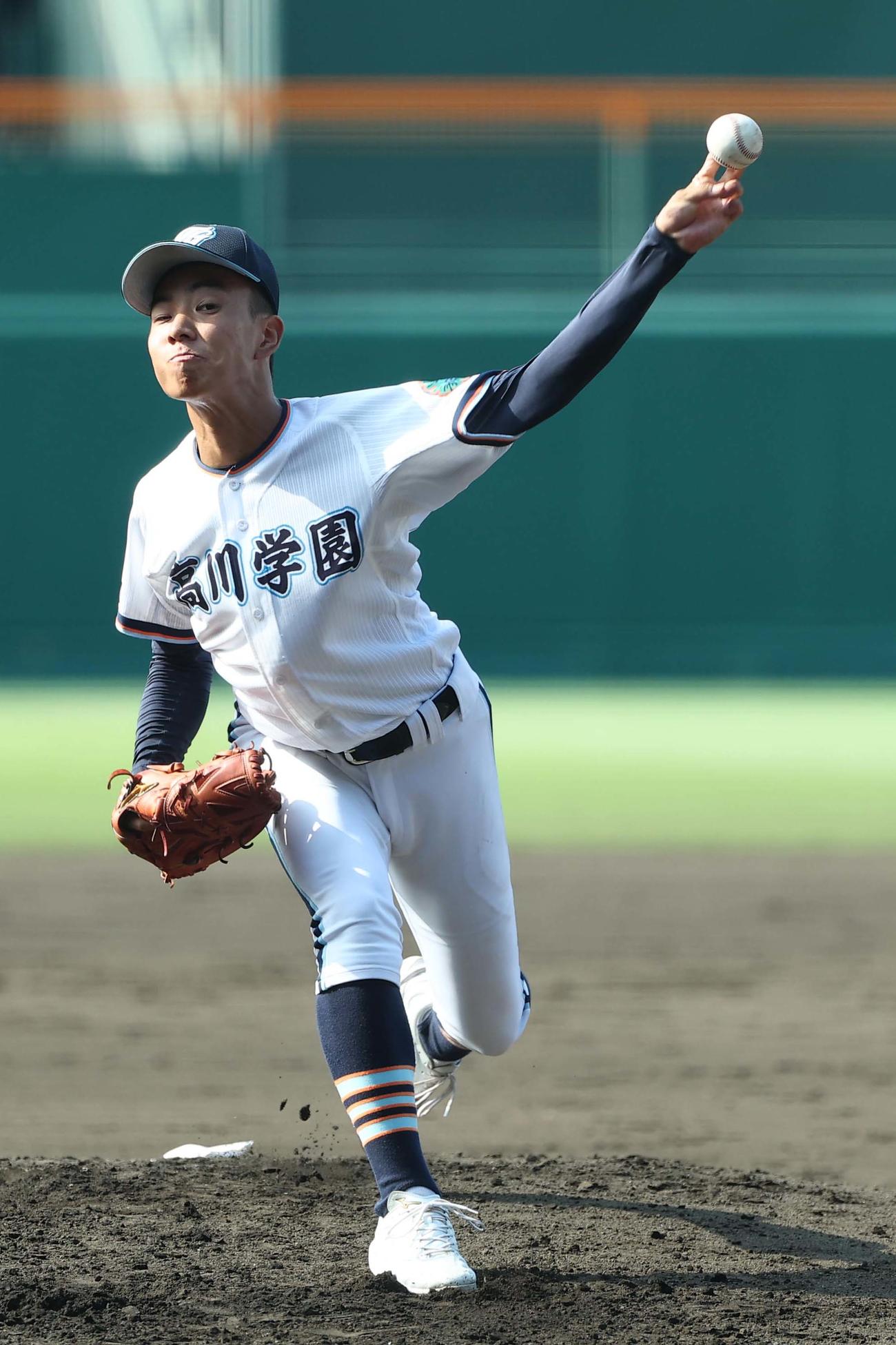 高川学園対日大三　高川学園2番手のエース木下（撮影・上田博志）