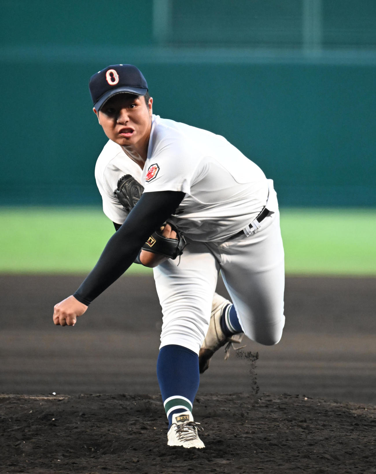 沖縄尚学対東洋大姫路　7回に沖縄尚学2番手で登板する末吉（撮影・和賀正仁）