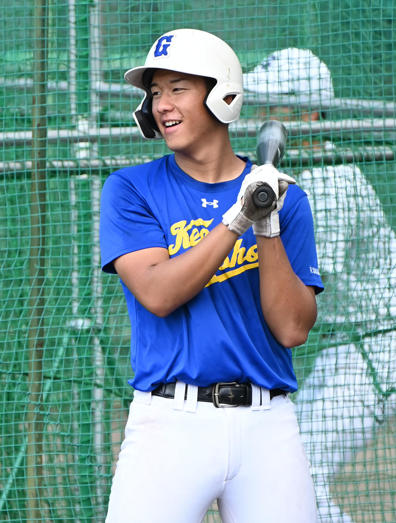 打撃練習をする県岐阜商の坂口（撮影・石井愛子）