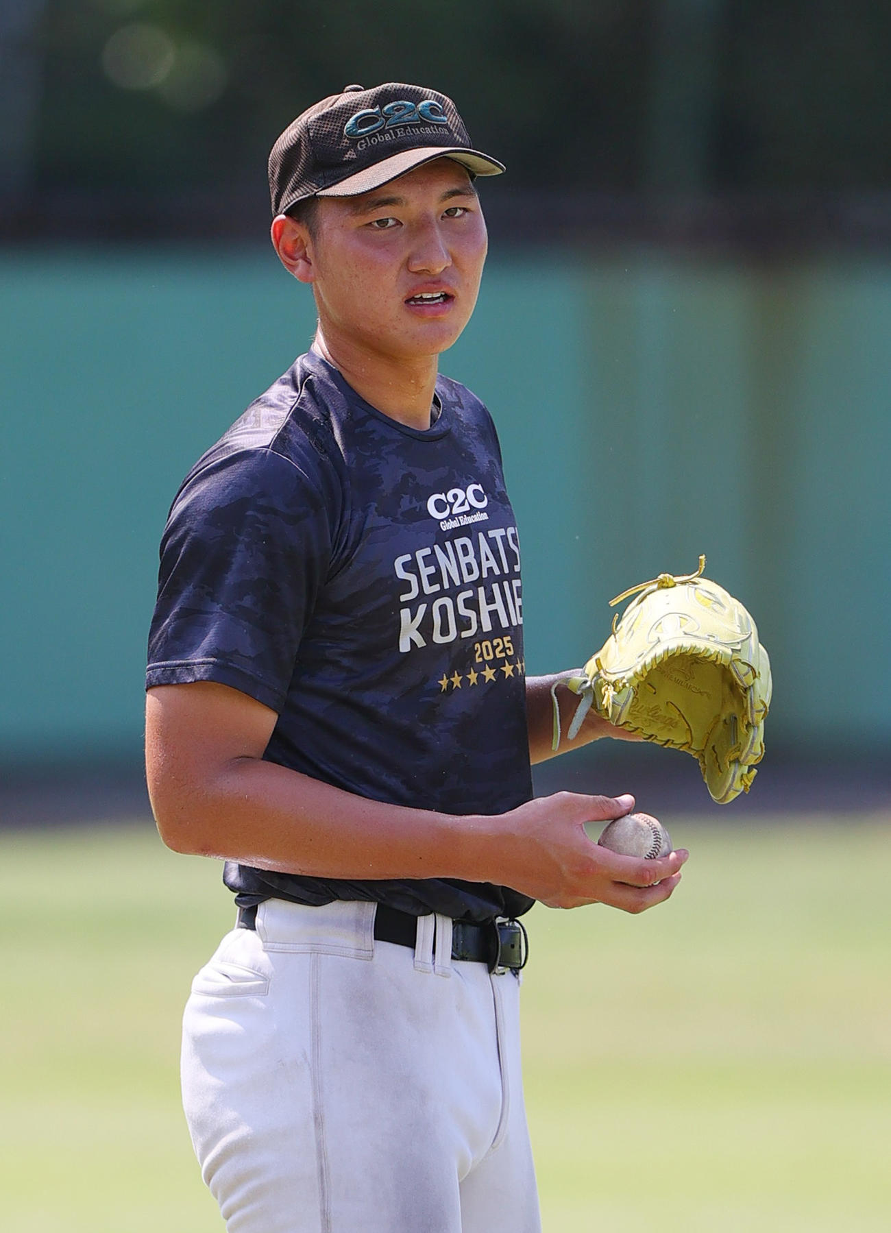 練習に励む山梨学院の菰田（撮影・上山淳一）