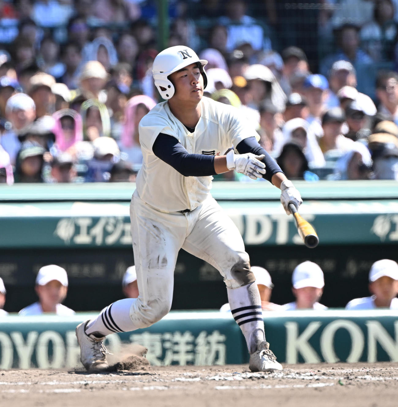 日大三対県岐阜商　10回表日大三１死二、三塁、近藤は勝ち越し適時打を放つ（撮影・和賀正仁）