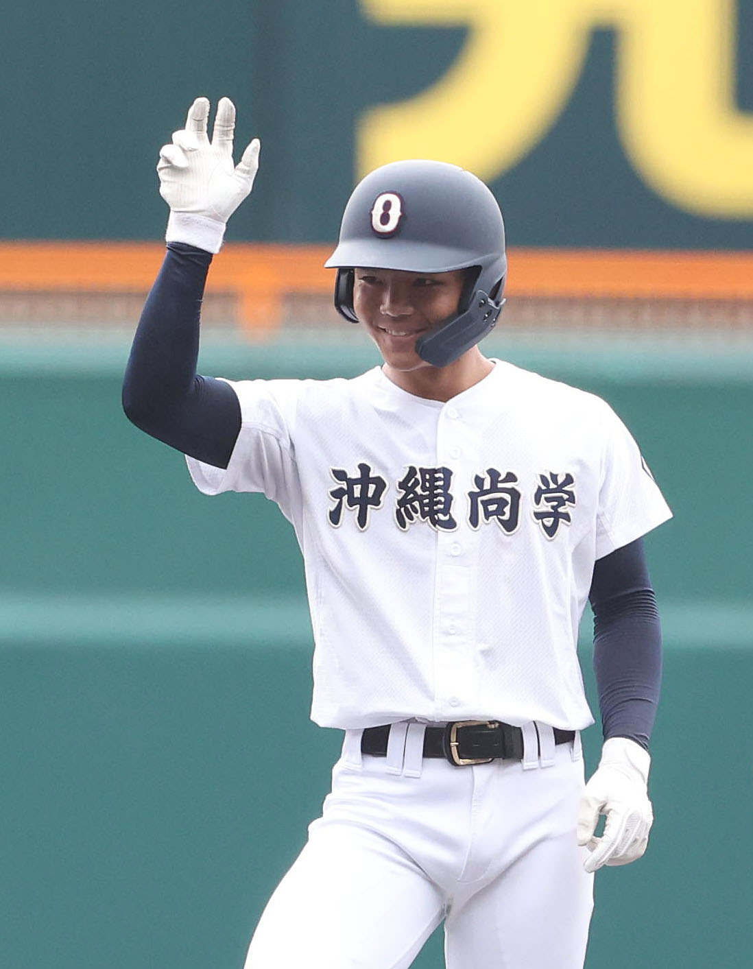 甲子園】沖縄尚学、先制されてもすぐに追いつく！2回、阿波根が左越え