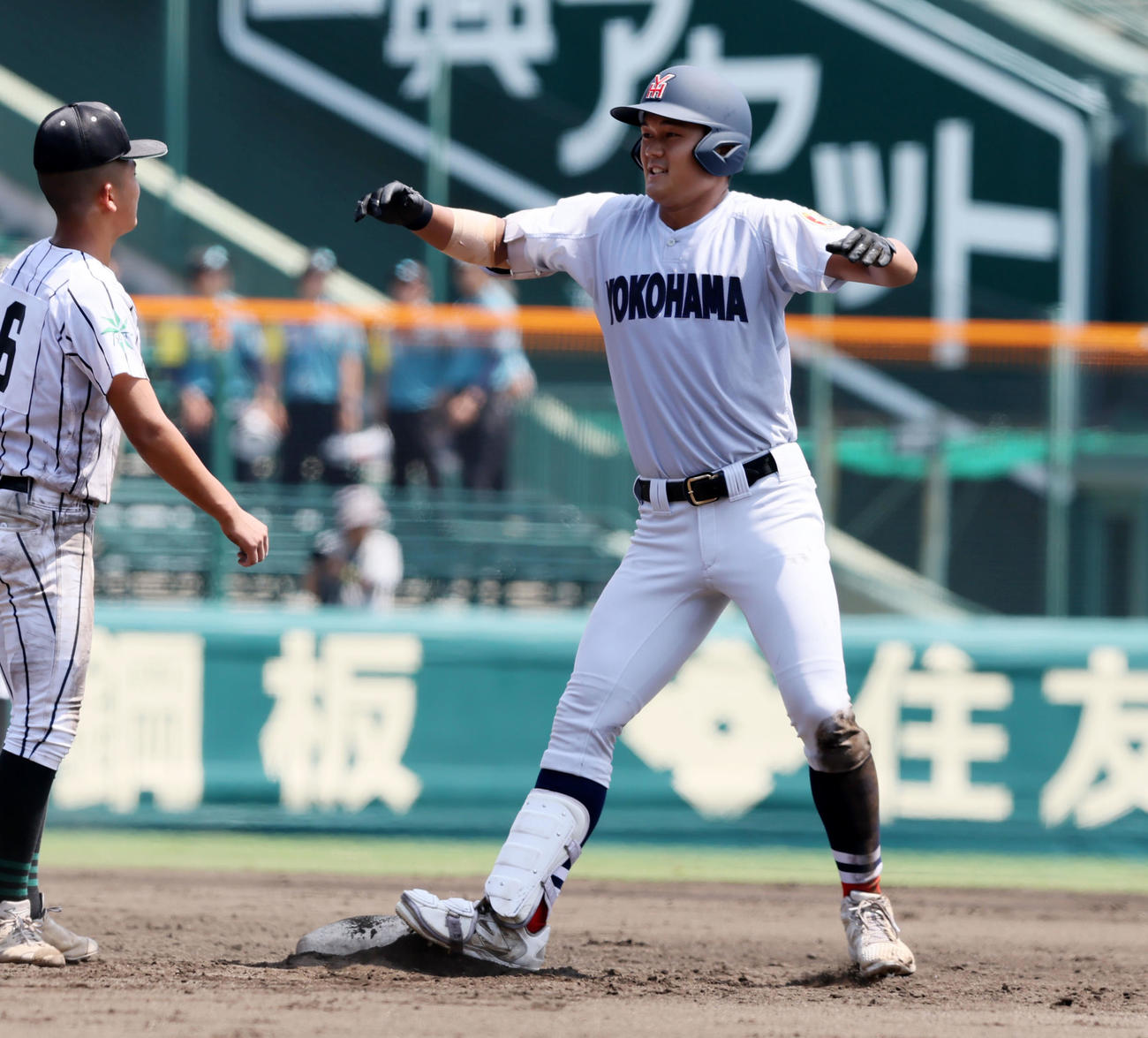 横浜の阿部葉太外野手＝25年8月16日