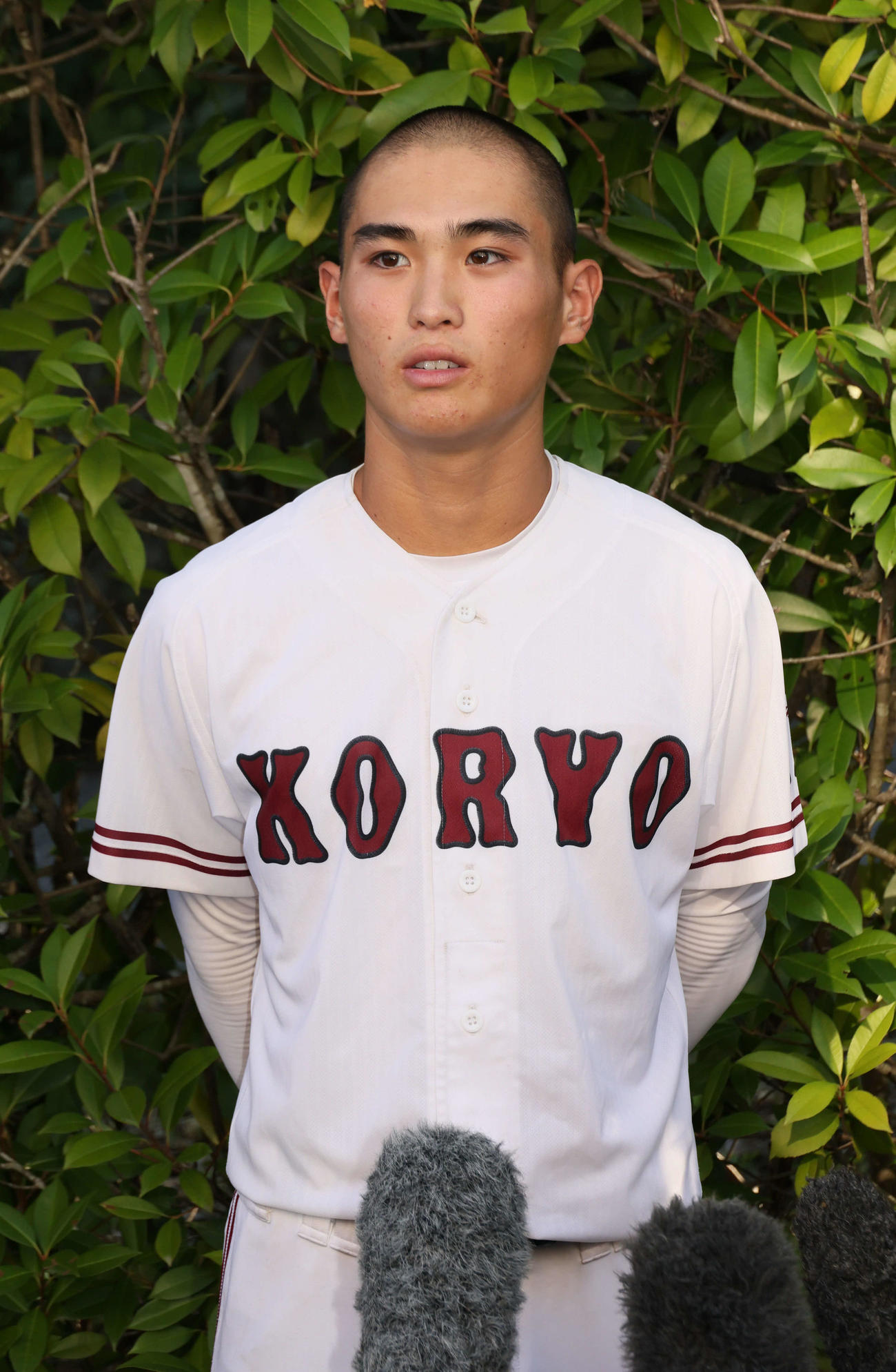 油木対広陵　試合後、取材に応じる広陵の曽根主将（撮影・加藤孝規）