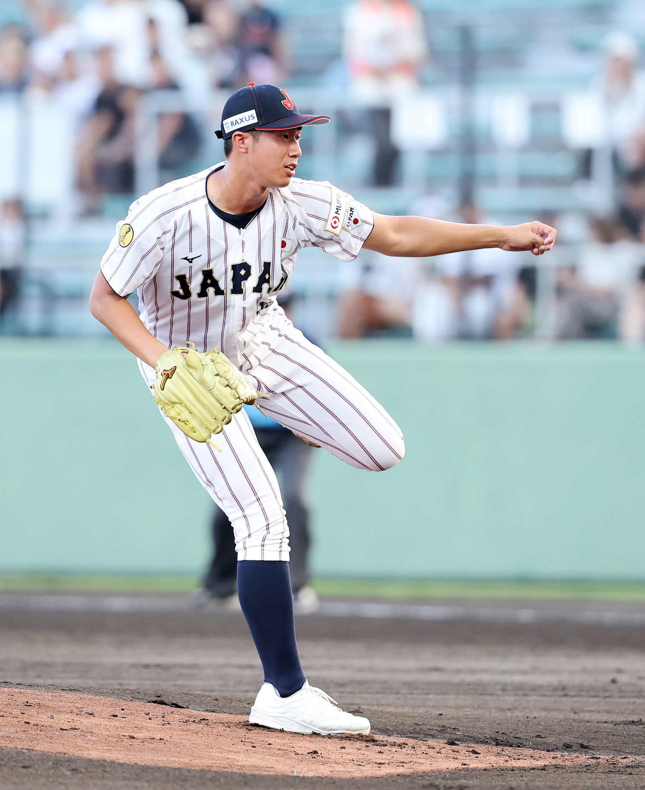 大学日本代表対高校日本代表　力投する高校日本代表先発の下重（撮影・鈴木正人）