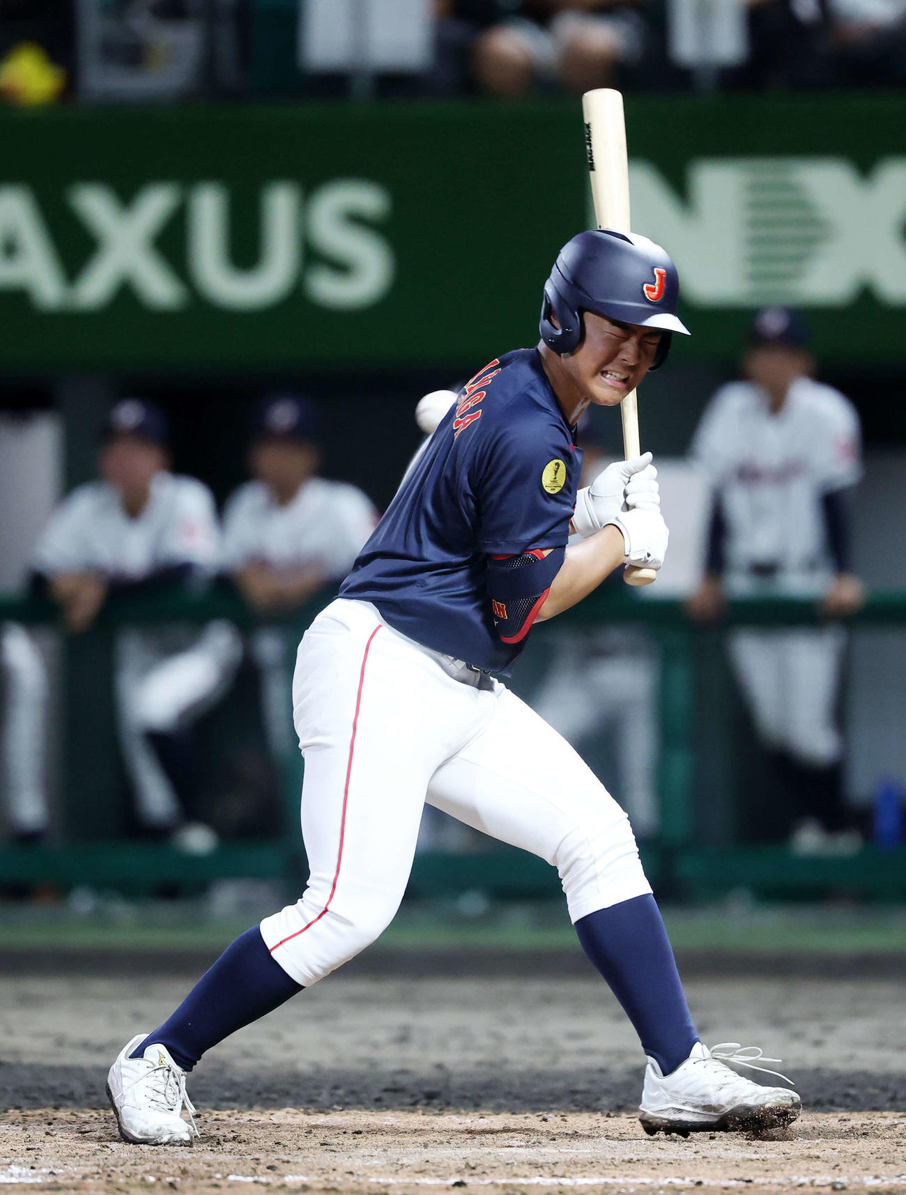 高校日本代表対沖縄県高校選抜　5回表高校日本代表1死、為永は死球（撮影・鈴木正人）