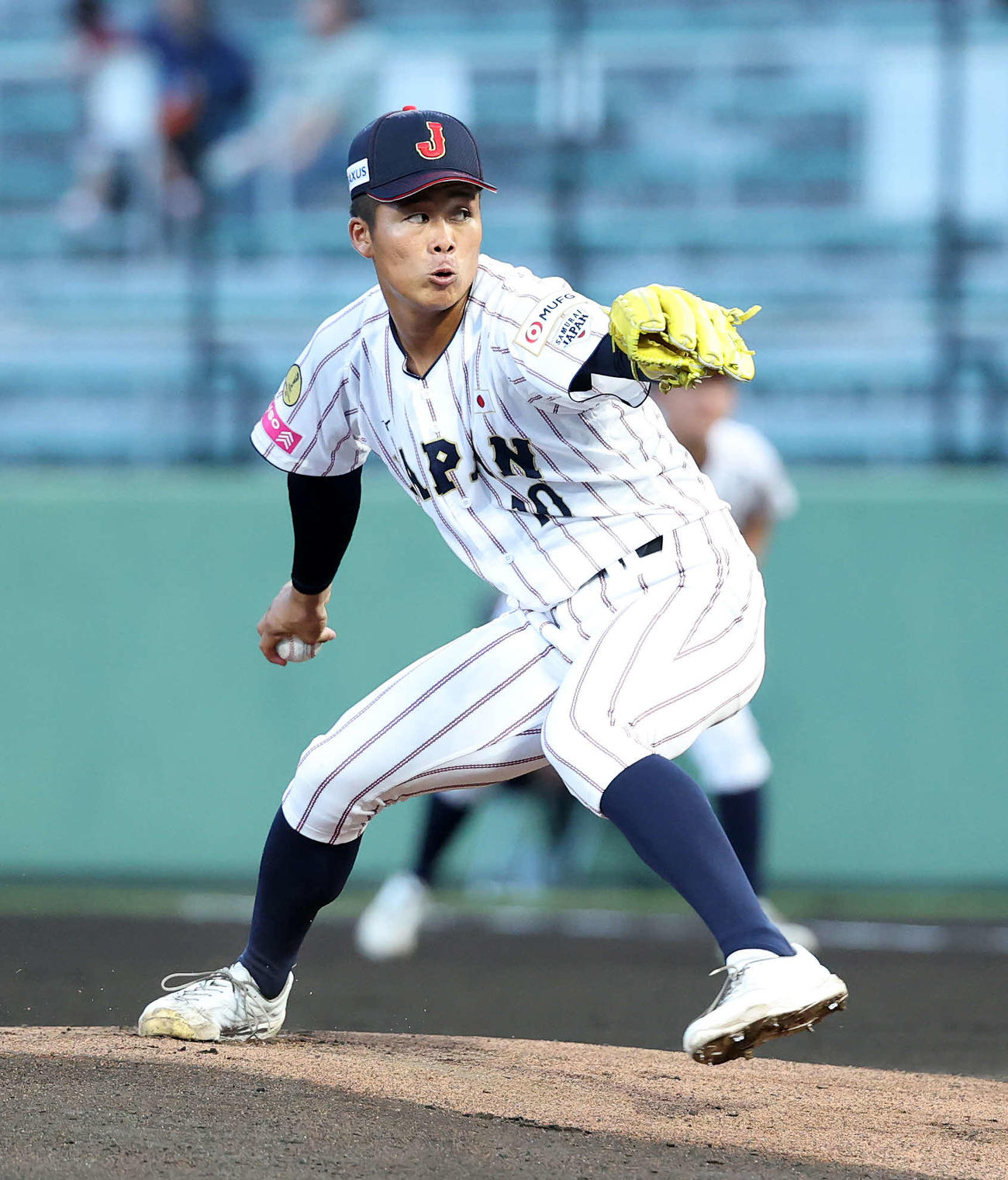南アフリカ対日本　力投する日本先発の中野（撮影・鈴木正人）