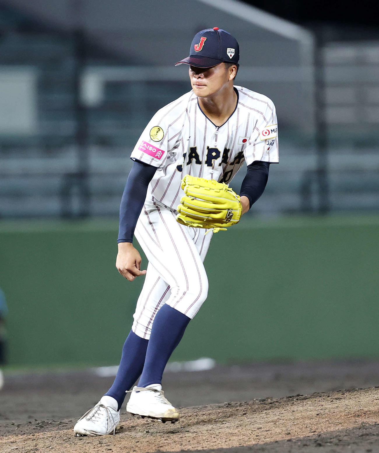 南アフリカ対日本　力投する日本先発の中野（撮影・鈴木正人）