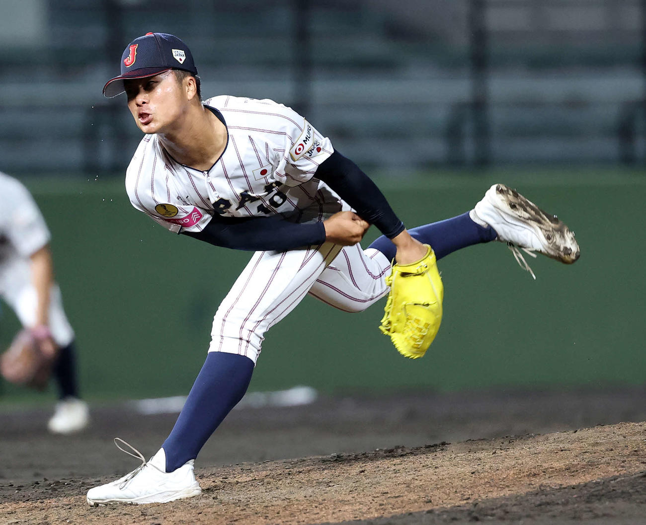南アフリカ対日本　力投する日本先発の中野（撮影・鈴木正人）