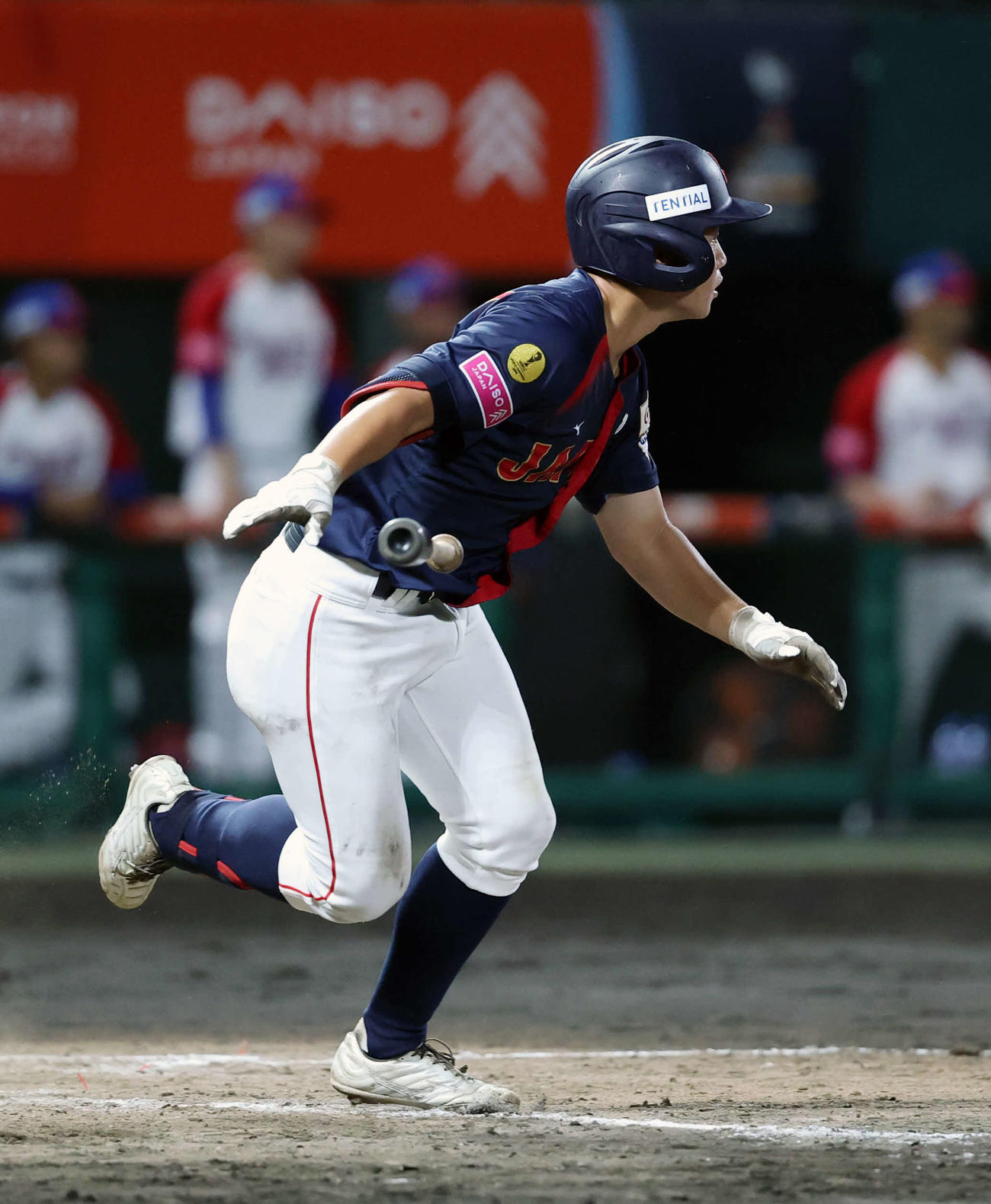 日本対プエルトリコ　6回表日本1死、奥村凌は中前打を放つ（撮影・鈴木正人）