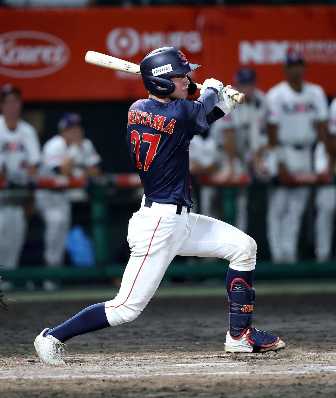 日本対アメリカ　7回表日本1死二、三塁、横山は右前適時打を放つ（撮影・鈴木正人）