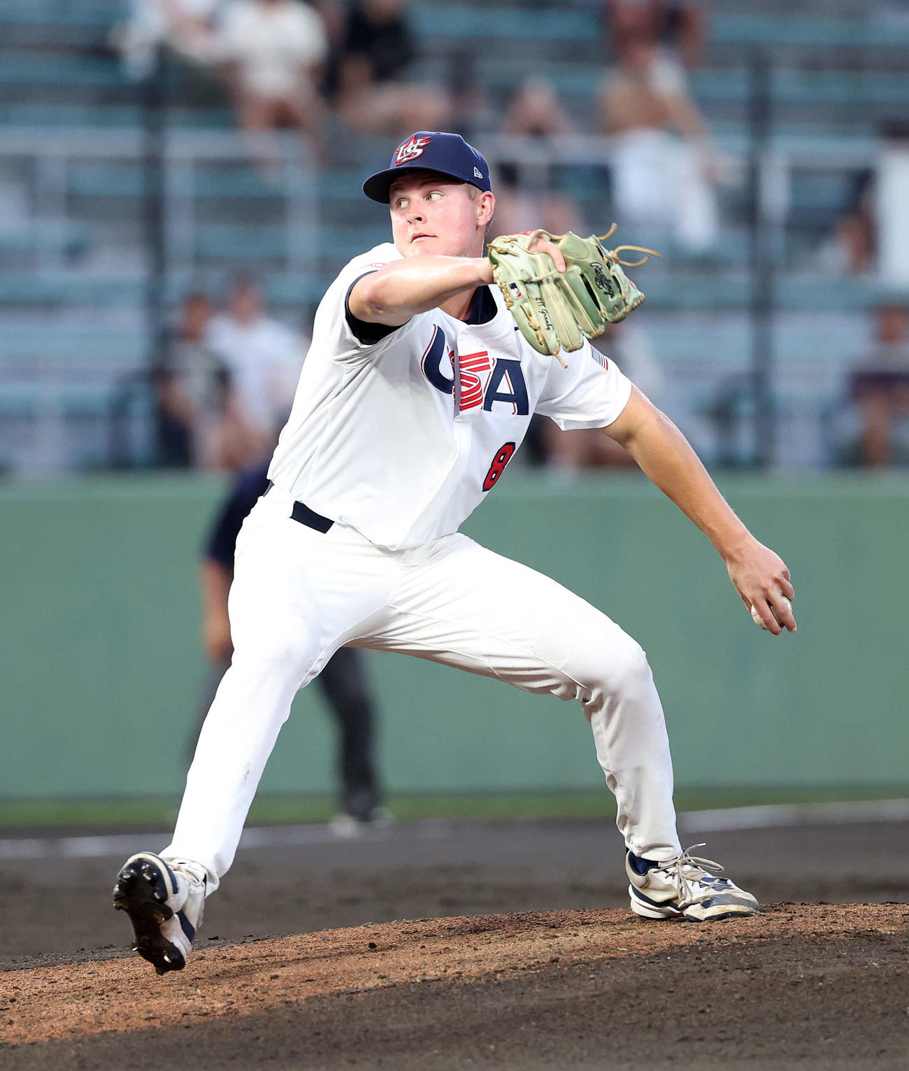 日本対アメリカ　力投するアメリカ先発のボールモン（撮影・鈴木正人）