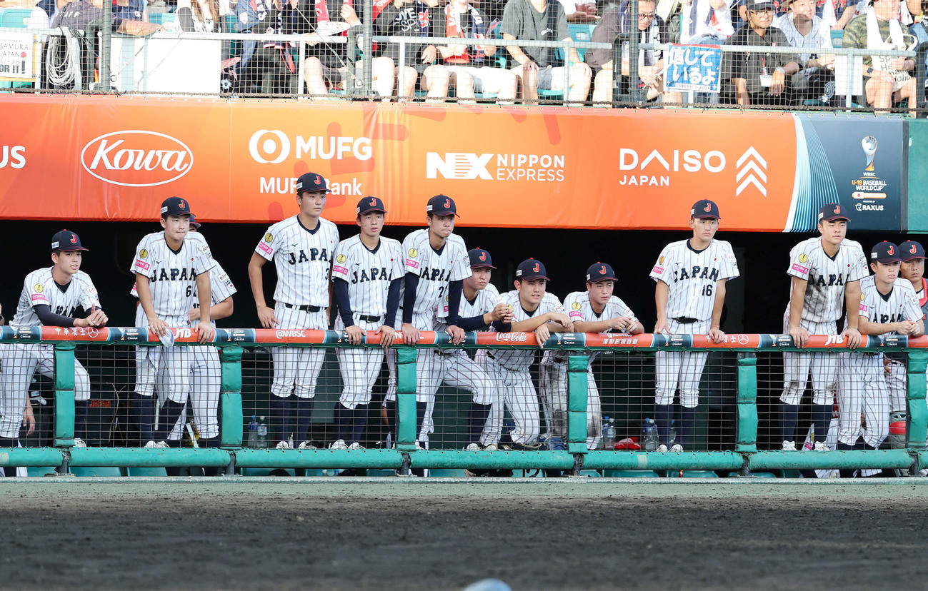 米国対日本　敗退した日本の選手たち（撮影・鈴木正人）