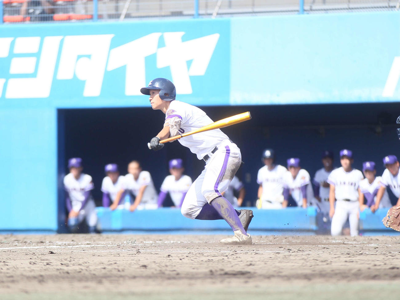 金足農対能代松陽　3回、中前適時打を放つ金足農・鶴田（撮影・高橋香奈）