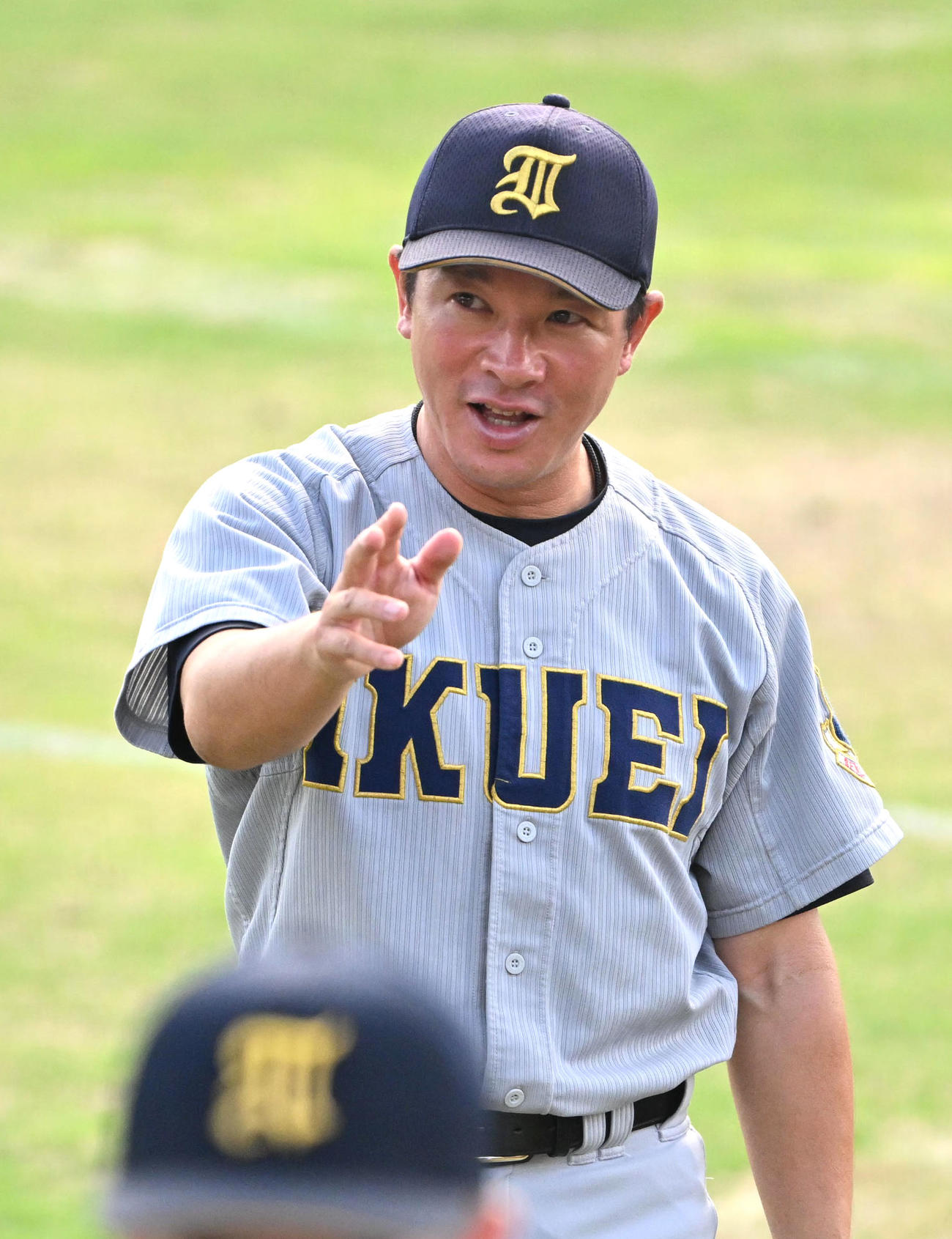 日大三対仙台育英　日大三に勝利し準決勝に進出する仙台育英の須江航監督（撮影・石井愛子）