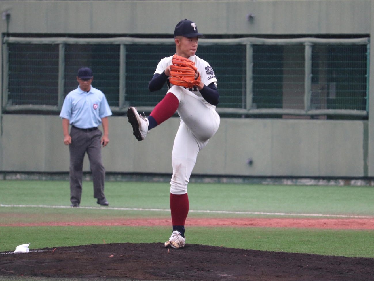 大阪大会準決勝　金光大阪対大阪桐蔭　先発した、大阪桐蔭のエース・吉岡（撮影・中島麗）