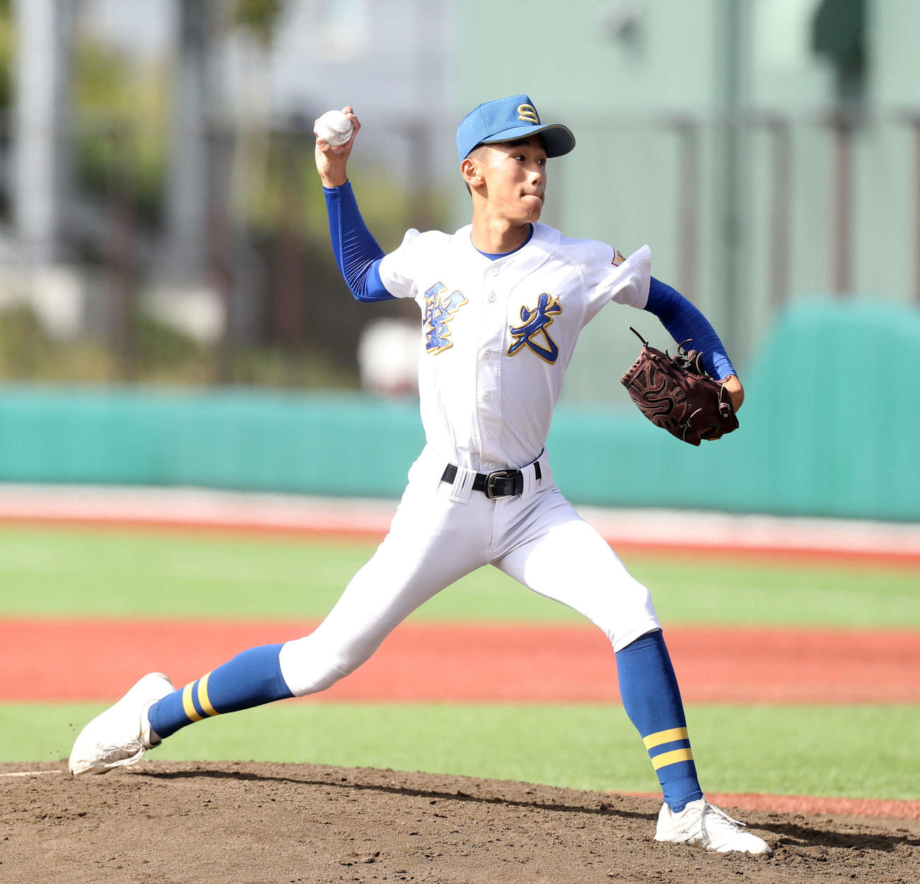 聖光学院対仙台育英　先発の聖光学院・松本（撮影・木村有優）