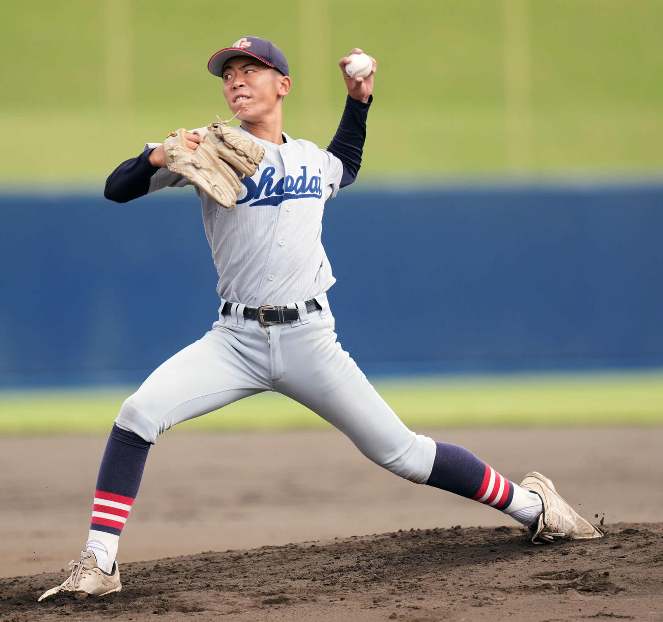 高崎商大付対横浜　先発の高崎商大付・藤田（撮影・小島史椰）