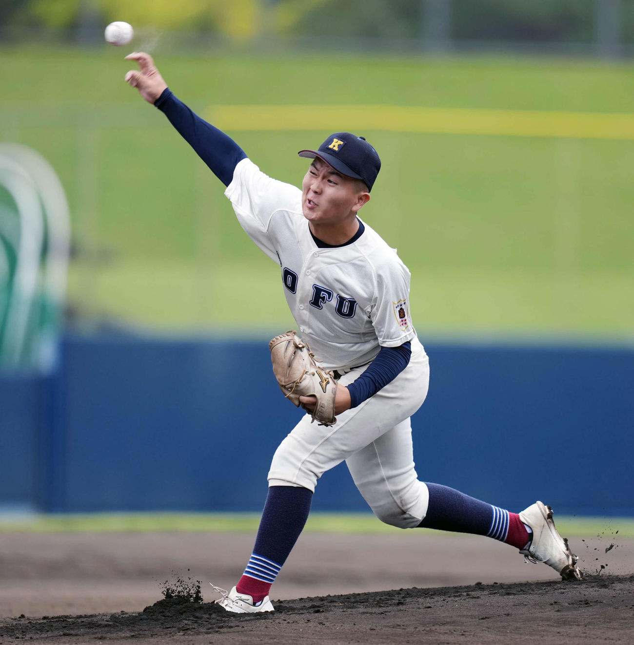 桐生第一対甲府工　先発の甲府工・滝沢（撮影・小島史椰）