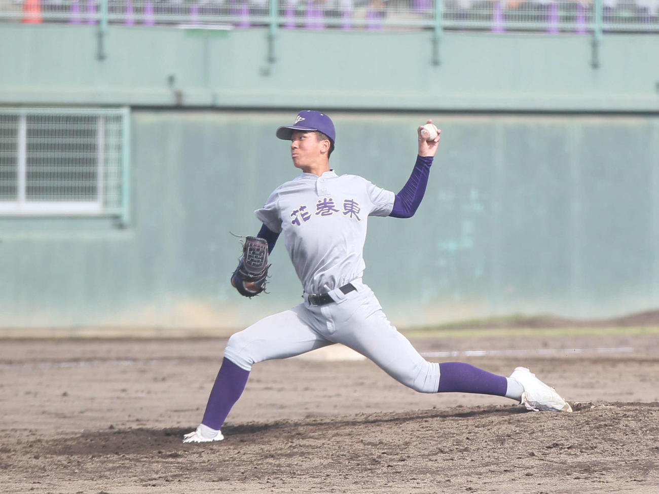 花巻東対八戸学院光星　2番手で登板した花巻東・萬谷堅心投手（撮影・高橋香奈）