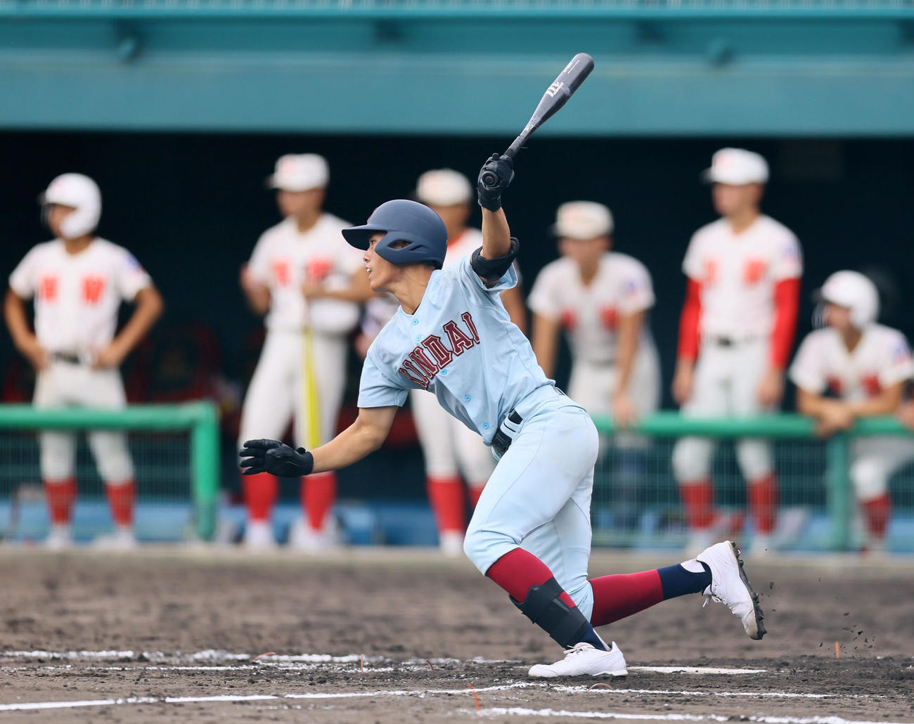 近大付対智弁学園　2回表近大付2死満塁、小久保は右越えに走者一掃の三塁打を放つ（撮影・藤尾明華）